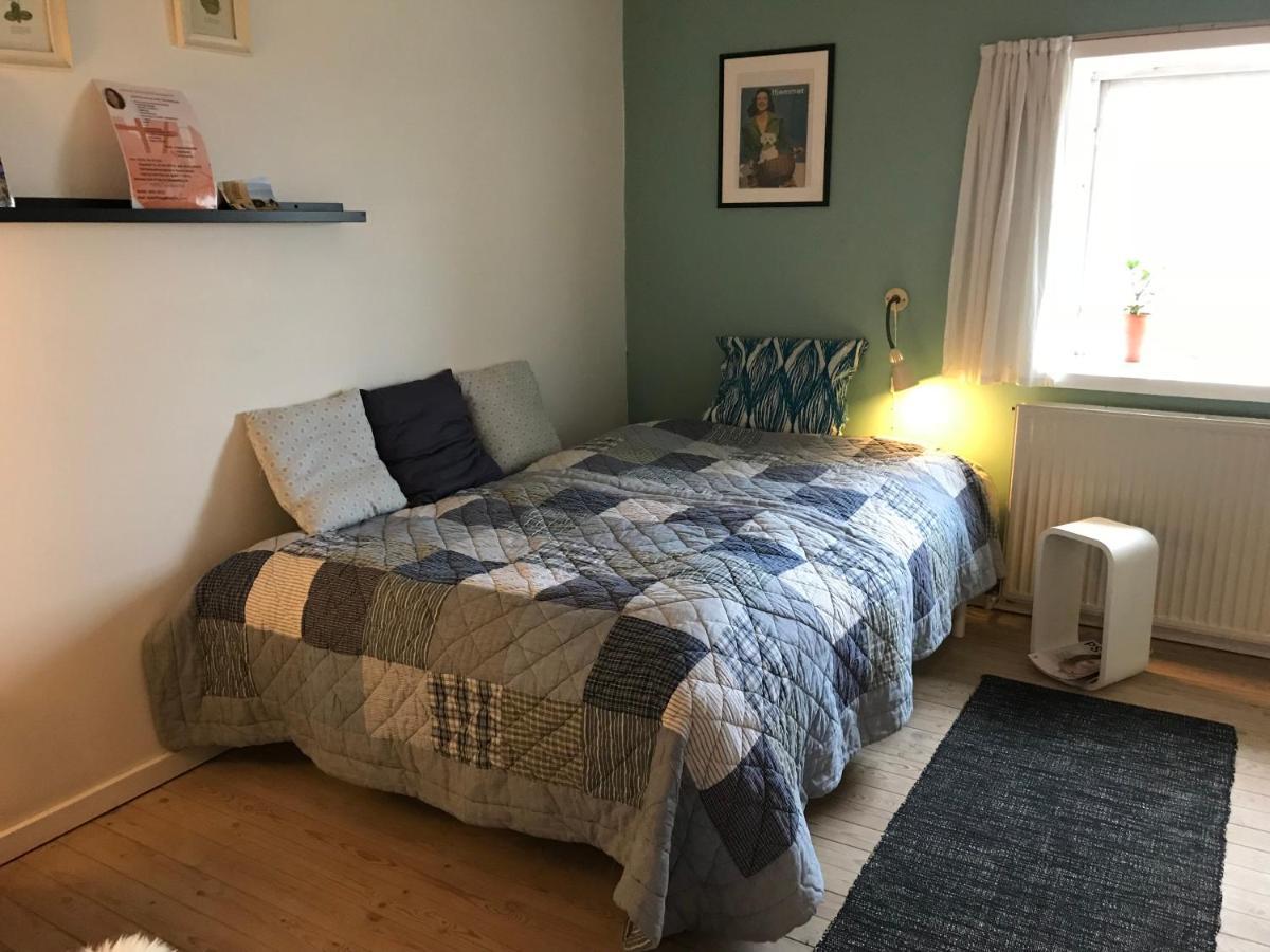 Praestogaard Bed & Breakfast Bagian luar foto